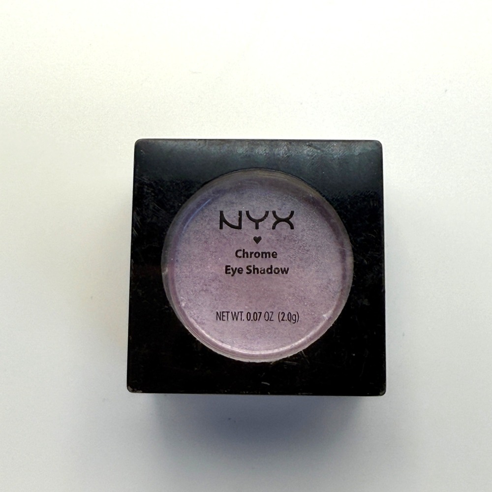 NYX Chrome Eyeshadow CES06 Goddess Single Makeup Purple‎ Lilac